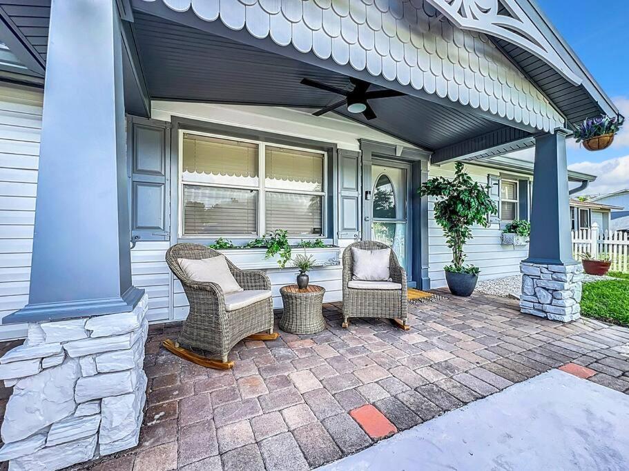 Poolside Paradise Near Siesta Key Beach Sarasota Exterior foto